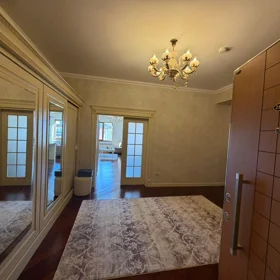 In Baku 155.0 m² apartment is for rent - Image 10