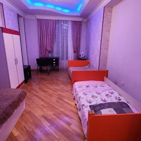 In Baku 212.0 m² apartment is for sale - Image 6