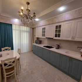 In Baku 90.0 m² apartment is for rent - Image 2