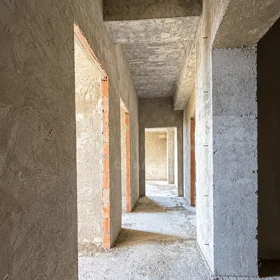 In Baku 140.0 m² apartment is for sale - Image 4