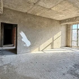 In Baku 140.0 m² apartment is for sale - Image 5