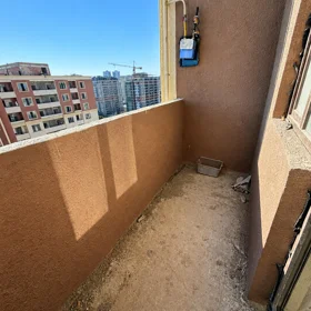 In Baku 140.0 m² apartment is for sale - Image 9