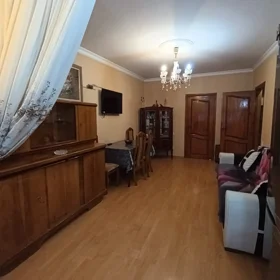 In Baku 60.0 m² apartment is for rent - Image 2