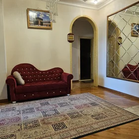 In Baku 170.0 m² apartment is for sale - Image 5