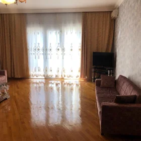 In Baku 140.0 m² apartment is for rent - Image 5