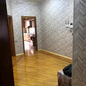 In Baku 140.0 m² apartment is for rent - Image 6
