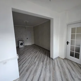 In Baku 90.0 m² apartment is for sale - Image 5