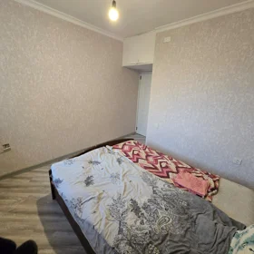In Baku 90.0 m² apartment is for sale - Image 8