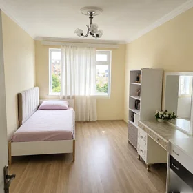 In Baku 100.0 m² apartment is for sale - Image 6