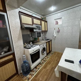 In Baku 85.0 m² apartment is for sale - Image 3