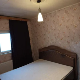 In Baku 70.0 m² house with 3.0 rooms is for rent - Image 2