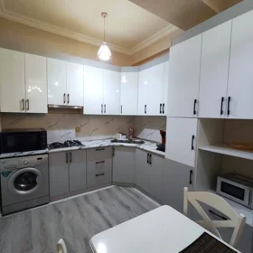 In Baku 95.0 m² apartment is for rent - Image 2