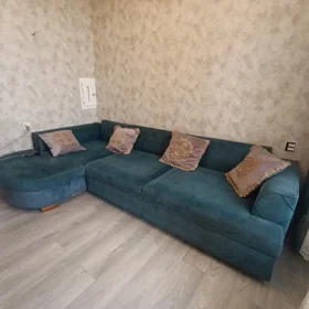 In Baku 130.0 m² apartment is for sale - Image 5