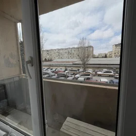 In Baku 85.0 m² apartment is for sale - Image 4
