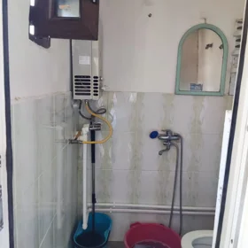 In Baku 65.0 m² house with 3.0 rooms is for sale - Image 5