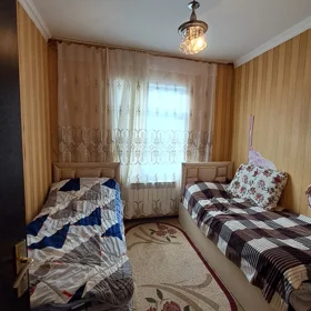 In Baku 170.0 m² house with 7.0 rooms is for sale - Image 7