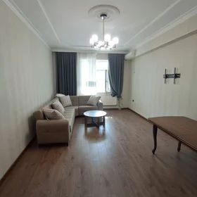 In Baku 110.0 m² apartment is for rent - Image 3