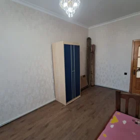 In Baku 110.0 m² apartment is for rent - Image 5