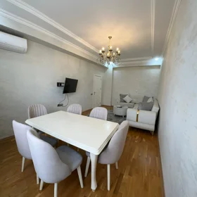 In Baku 70.0 m² apartment is for rent - Image 3