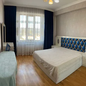 In Baku 70.0 m² apartment is for rent - Image 5