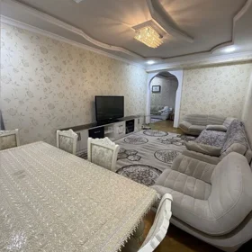 In Baku 90.0 m² apartment is for sale - Image 6