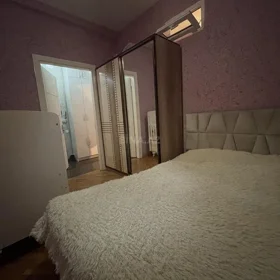 In Baku 90.0 m² apartment is for sale - Image 9