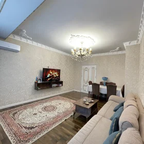 In Baku 137.0 m² apartment is for sale - Image 5