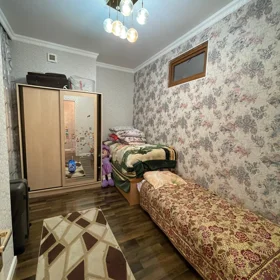 In Baku 137.0 m² apartment is for sale - Image 8