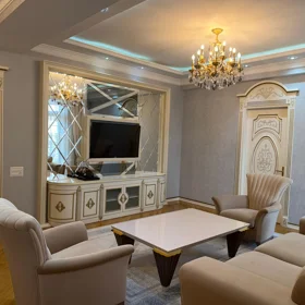 In Baku 155.0 m² apartment is for sale - Image 5