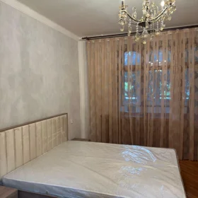 In Baku 75.0 m² apartment is for rent - Image 6