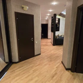 In Baku 170.0 m² apartment is for rent - Image 3
