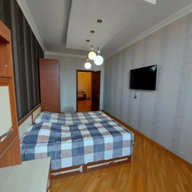 In Baku 150.0 m² apartment is for rent - Image 7