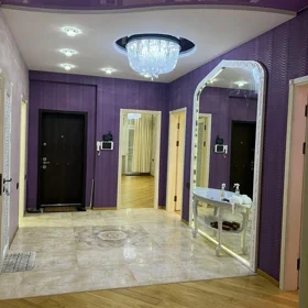 In Baku 177.0 m² apartment is for sale - Image 10
