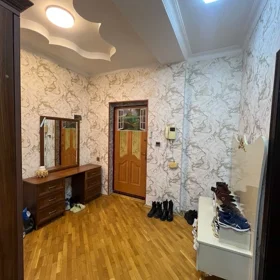 In Baku 120.0 m² apartment is for sale - Image 8