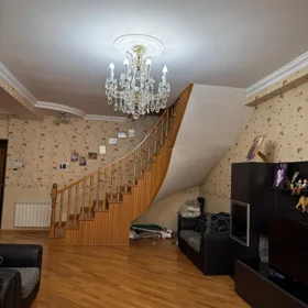 In Baku 120.0 m² apartment is for sale - Image 6