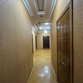 In Baku 91.0 m² apartment is for rent - Image 2