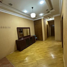 In Baku 91.0 m² apartment is for rent - Image 9