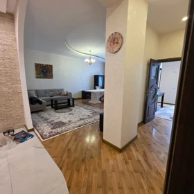 In Baku 120.0 m² apartment is for rent - Image 4