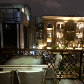 In Baku 80.0 m² apartment is for rent - Image 4