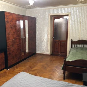 In Baku 70.0 m² apartment is for rent - Image 4
