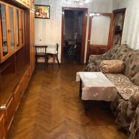 In Baku 70.0 m² apartment is for rent - Image 6