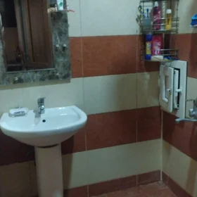 In Baku 62.0 m² apartment is for rent - Image 2