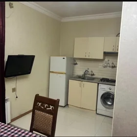 In Khirdalan 50.0 m² apartment is for rent - Image 2