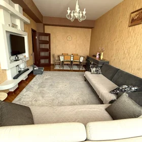 In Baku 94.0 m² apartment is for sale - Image 3