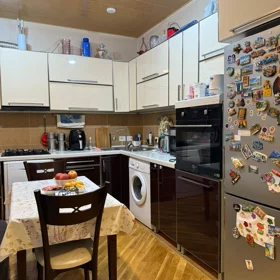 In Baku 94.0 m² apartment is for sale - Image 8