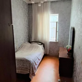 In Rəsulzadə qəsəbəsi 150.0 m² house with 5.0 rooms is for sale - Image 7