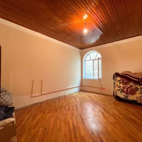 In Baku 750.0 m² house with 6.0 rooms is for sale - Image 10