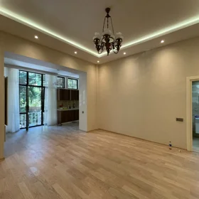 In Səbail rayonu 110.0 m² apartment is for sale - Image 3