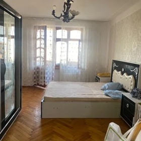 In Baku 70.0 m² apartment is for rent - Image 5
