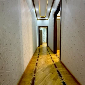 In Baku 130.0 m² apartment is for rent - Image 2